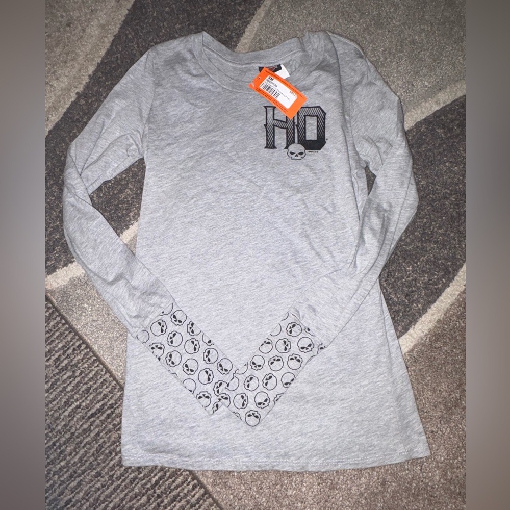 Women’s Harley Davidson Long Sleeved Tops- both together